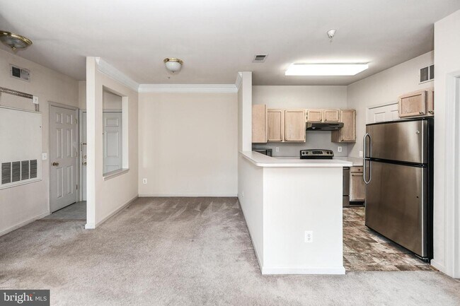 1601 Spring Gate Dr.-Unit -1104 in McLean, VA - Building Photo - Building Photo