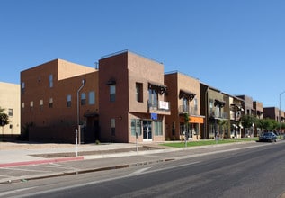 Artisan Village in Phoenix, AZ - Building Photo - Building Photo