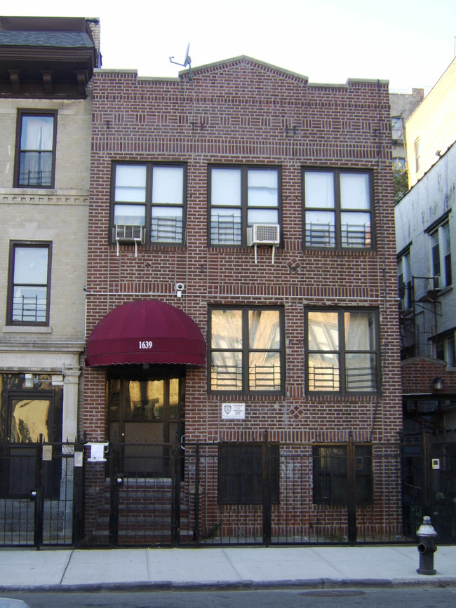 1639 Nelson Ave in Bronx, NY - Building Photo - Building Photo