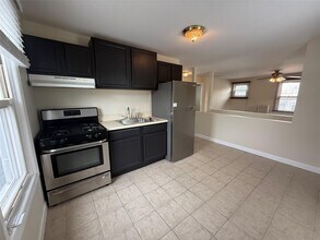23 Bellemeade Ave in Smithtown, NY - Building Photo - Building Photo
