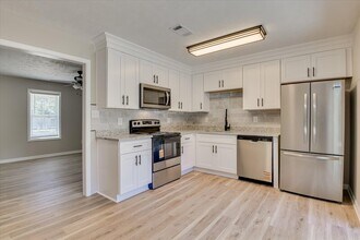 2325 Travis Rd in Augusta, GA - Building Photo - Building Photo