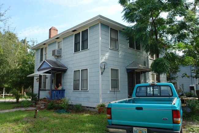 1774 Morrill St in Sarasota, FL - Building Photo - Building Photo