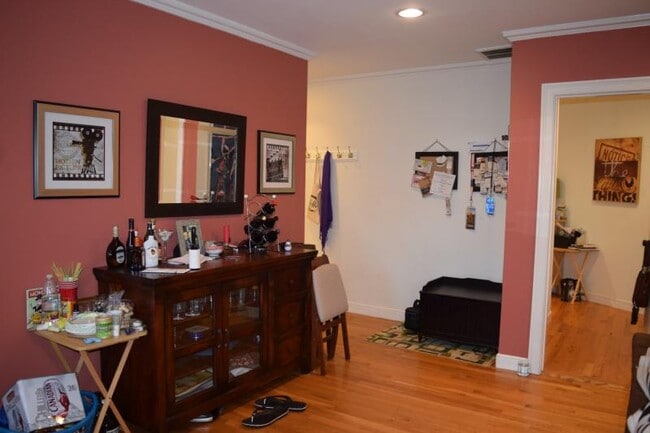 116 Riverway, Unit 4 in Boston, MA - Building Photo - Building Photo