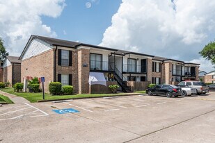 8915 Broadway in Houston, TX - Building Photo