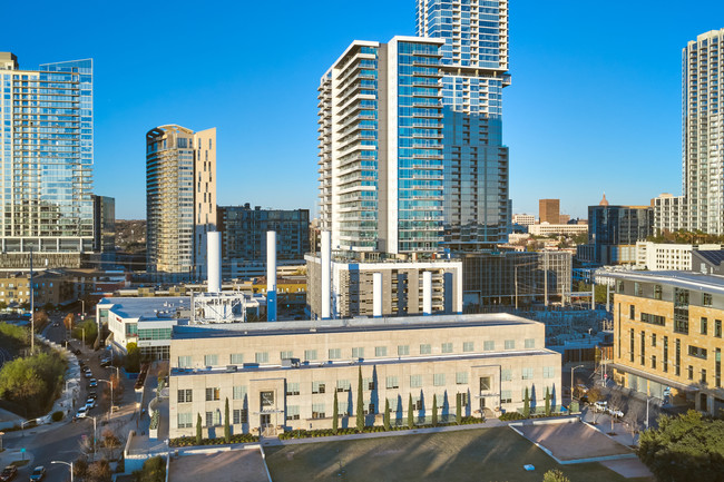 Seaholm Residences in Austin, TX - Foto de edificio - Building Photo