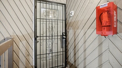 19828 Military Rd S, Unit 3 in Seatac, WA - Building Photo - Building Photo