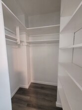 454 Kuamo'o St in Honolulu, HI - Foto de edificio - Building Photo