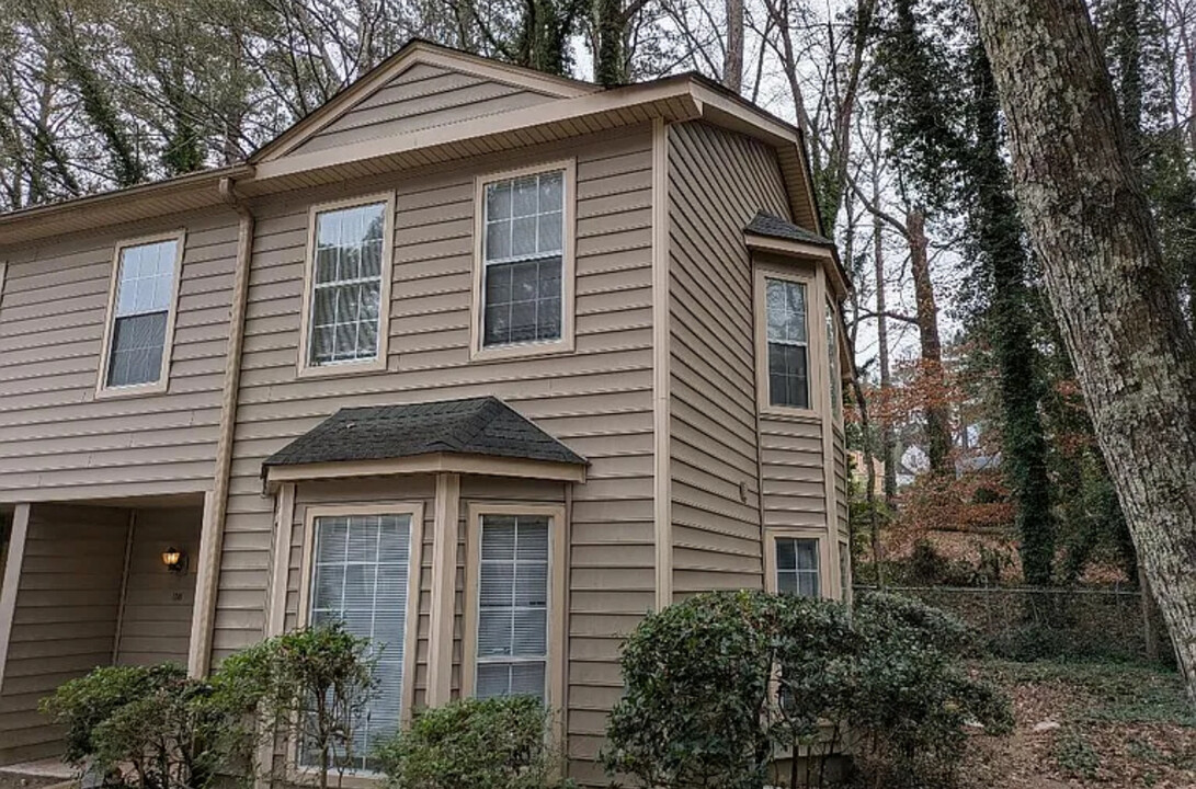 138 Belmonte Dr SW in Atlanta, GA - Building Photo