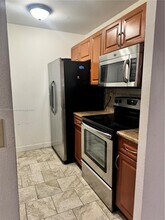 10028 Twin Lakes Dr in Coral Springs, FL - Building Photo - Building Photo