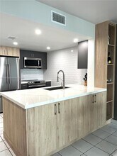 6801 Harding Ave in Miami Beach, FL - Building Photo - Building Photo