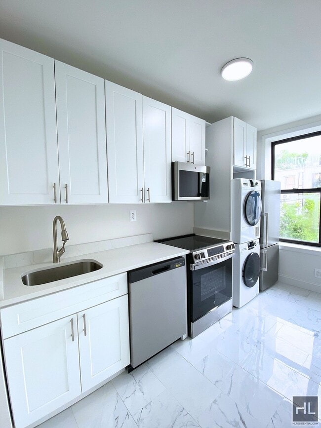 property at 116 Bay Ridge Ave