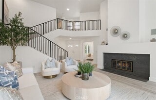 15 Alejo in Irvine, CA - Building Photo