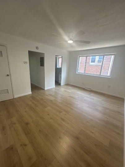 17550 Lake Shore Blvd in Cleveland, OH - Building Photo - Building Photo