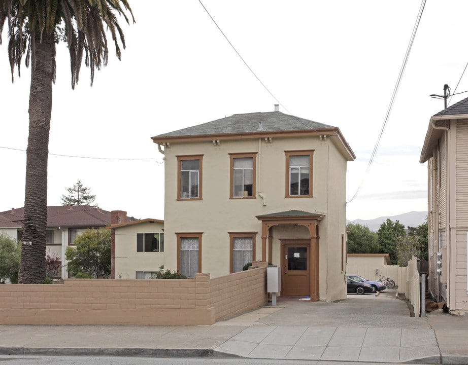 257 Van Buren St in Monterey, CA - Building Photo