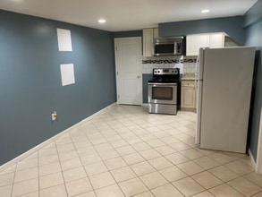 8 8th St in Lanham, MD - Building Photo - Building Photo