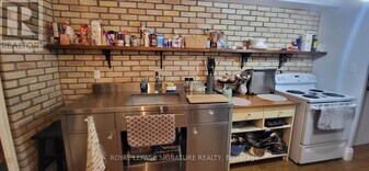 714 The West Mall in Toronto, ON - Building Photo