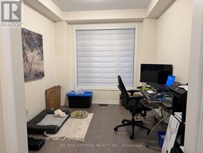 37 Faimira Ave in Georgina, ON - Building Photo - Building Photo