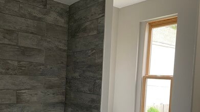 8422 S Buffalo Ave in Chicago, IL - Building Photo - Building Photo