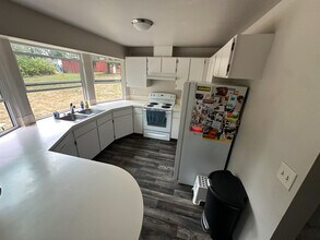 2621 80th St E in Tacoma, WA - Building Photo - Building Photo