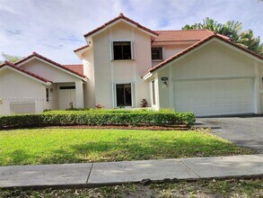 10401 NW 18th Dr in Plantation, FL - Building Photo - Building Photo
