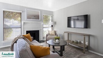 2300 Misty Ridge Cir in Arlington, TX - Building Photo