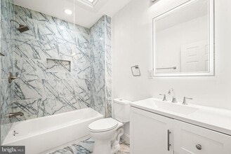 6128 Chestnut St in Philadelphia, PA - Building Photo - Building Photo