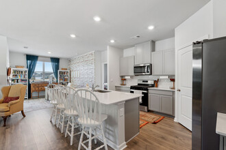 6115 Japonica Ln in White House, TN - Building Photo - Building Photo