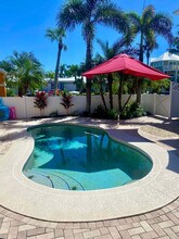 112 77th St in Holmes Beach, FL - Building Photo - Building Photo