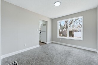 3106 Plaza Dr in Fort Wayne, IN - Building Photo - Building Photo