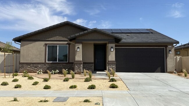 3311 Emerald Ln in Lancaster, CA - Building Photo - Building Photo