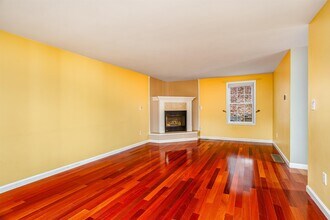 15 N Intervale St in Nashua, NH - Building Photo - Building Photo