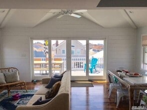 26 Maryland Ave in Long Beach, NY - Building Photo - Building Photo