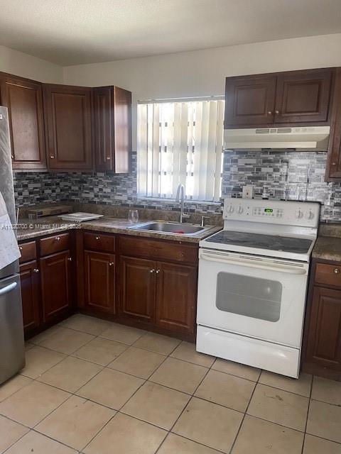 5480 NW 29th Ave in Miami, FL - Building Photo - Building Photo