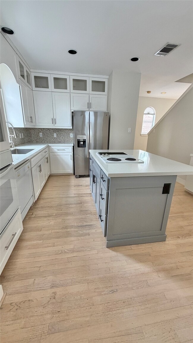 6418 Ferris Dr