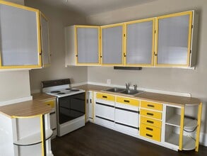 239-241 S Maple St in Lancaster, OH - Building Photo - Building Photo