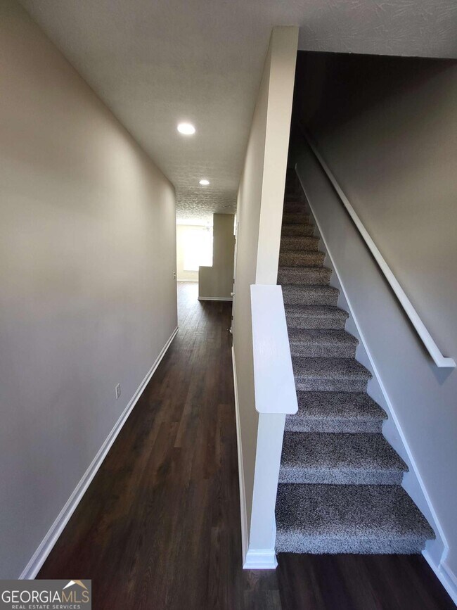 6575 Above Tide Pl in Flowery Branch, GA - Building Photo - Building Photo