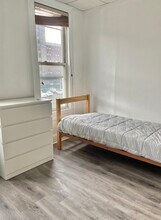 414 Grand St in Hoboken, NJ - Building Photo - Building Photo