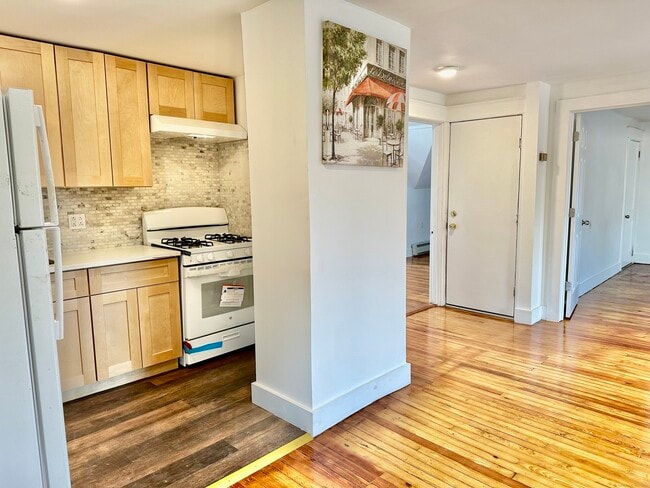 72 N Cherry St in Wallingford, CT - Building Photo - Building Photo