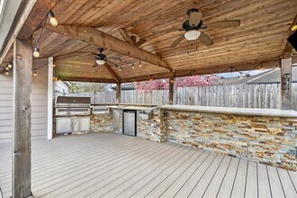 5834 Cheena Dr in Houston, TX - Building Photo - Building Photo