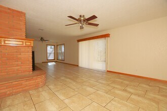 113 Old Angleton Rd in Lake Jackson, TX - Building Photo - Building Photo