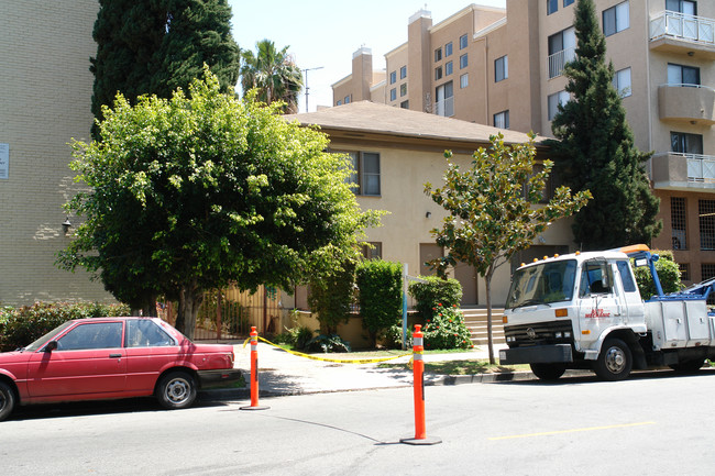 338 S Catalina St in Los Angeles, CA - Building Photo - Building Photo