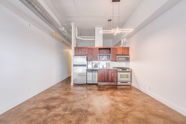 233 Carlaw Ave in Toronto, ON - Building Photo - Building Photo