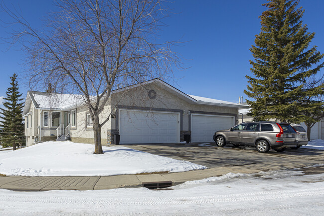 Arbour Cliff in Calgary, AB - Building Photo - Building Photo