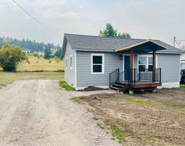 property at 610 16th Ave E