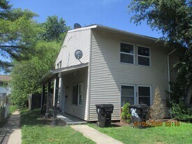 25 Medford Ct in Sicklerville, NJ - Building Photo
