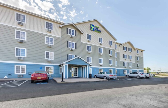 Furnished Studio-Oklahoma City - Bethany in Oklahoma City, OK - Foto de edificio - Building Photo