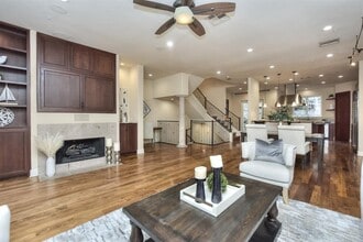 1529 Barton Springs Rd in Austin, TX - Building Photo - Building Photo