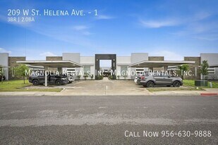 209 W St Helena Ave, Unit 1 in Edinburg, TX - Building Photo