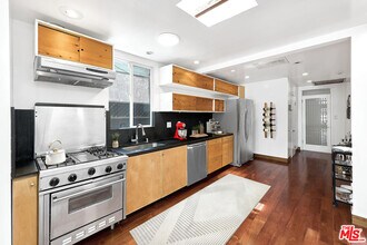 1141 Cabrillo Ave in Los Angeles, CA - Building Photo - Building Photo