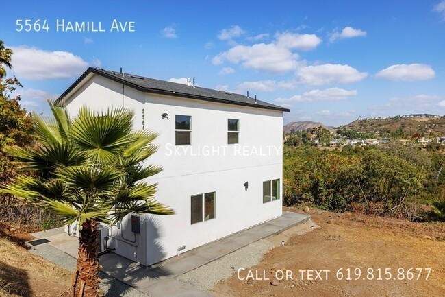 5564 Hamill Ave in San Diego, CA - Foto de edificio - Building Photo